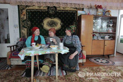Фольклорный коллектив Бурановские бабушки Фольклорный коллектив Бурановские бабушки