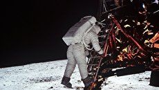 Высадка астронавта Эдвина Олдрина на Луну. Архивное фото Высадка астронавта Эдвина Олдрина на Луну. Архивное фото