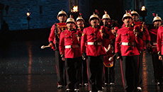 Королевский фестиваль военных оркестров (The Royal Military Tattoo) в Эдинбурге Королевский фестиваль военных оркестров (The Royal Military Tattoo) в Эдинбурге