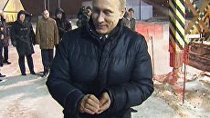 Путин заложил монету в основание аэропорта стоимостью 1,2 миллиарда евро Путин заложил монету в основание аэропорта стоимостью 1,2 миллиарда евро