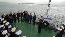 Церемония поднятия флага на БДК ТОФ Ослябя Церемония поднятия флага на БДК ТОФ Ослябя