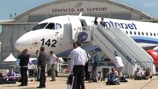 Авиасалон в Ле Бурже: показательный полет Як-130 и видеоэкскурсия по SSJ-100 Авиасалон в Ле Бурже: показательный полет Як-130 и видеоэкскурсия по SSJ-100