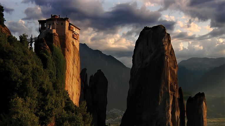 Кадр из фильма Метеора (Meteora) Кадр из фильма Метеора (Meteora)