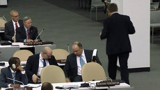 Делегация РФ покинула зал ГА ООН из-за речи Саакашвили. Кадры заседания Делегация РФ покинула зал ГА ООН из-за речи Саакашвили. Кадры заседания