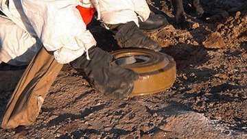 В Чечне и Ингушетии с апреля разминировали более 2 тысяч гектаров земли