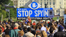Американцы митинговали с портретами Сноудена и требовали прекратить слежку Американцы митинговали с портретами Сноудена и требовали прекратить слежку