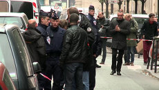 Неизвестный открыл стрельбу в редакции Liberation в Париже. Кадры с места ЧП Неизвестный открыл стрельбу в редакции Liberation в Париже. Кадры с места ЧП