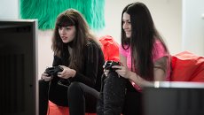 Выставка игровых консолей Homo Ludens — Человек играющий в Центре современного искусства Заря во Владивостоке Выставка игровых консолей Homo Ludens — Человек играющий в Центре современного искусства Заря во Владивостоке